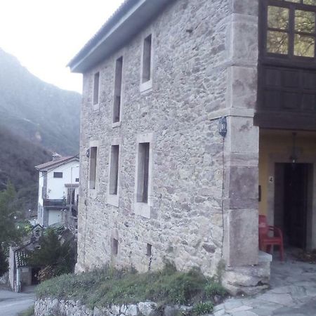 Apartamento Rural El Oso 2 Guest House โปลา เด โซเมียโด ภายนอก รูปภาพ
